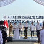 Jokowi Resmikan Modeling Budidaya Ikan Nila Salin di Karawang